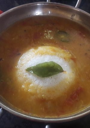 A picture of Sambar Idli.