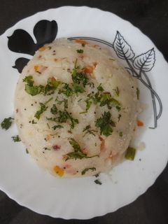 સૂજી ઉપમા (Semolina Upma Recipe In Gujarati) રેસીપી મુખ્ય ફોટો