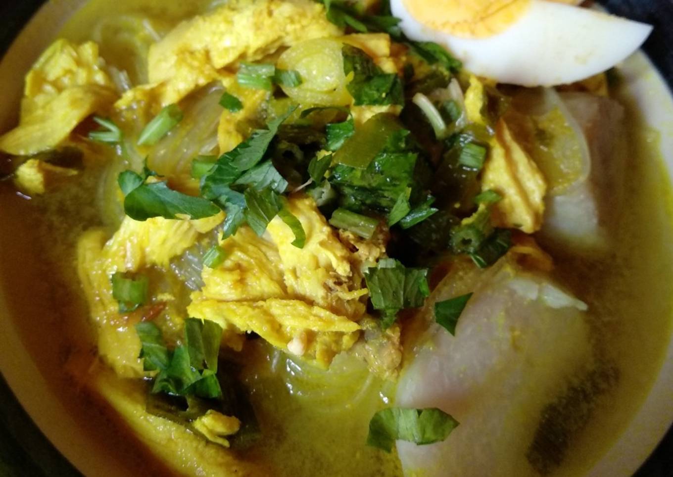 Soto ayam lontong