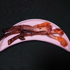 A picture of Leftover salmon skin crisps.