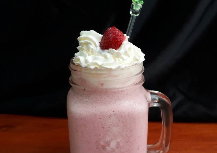 How to Prepare Any-night-of-the-week Starbucks Strawberries&amp;Creme Frappuccino