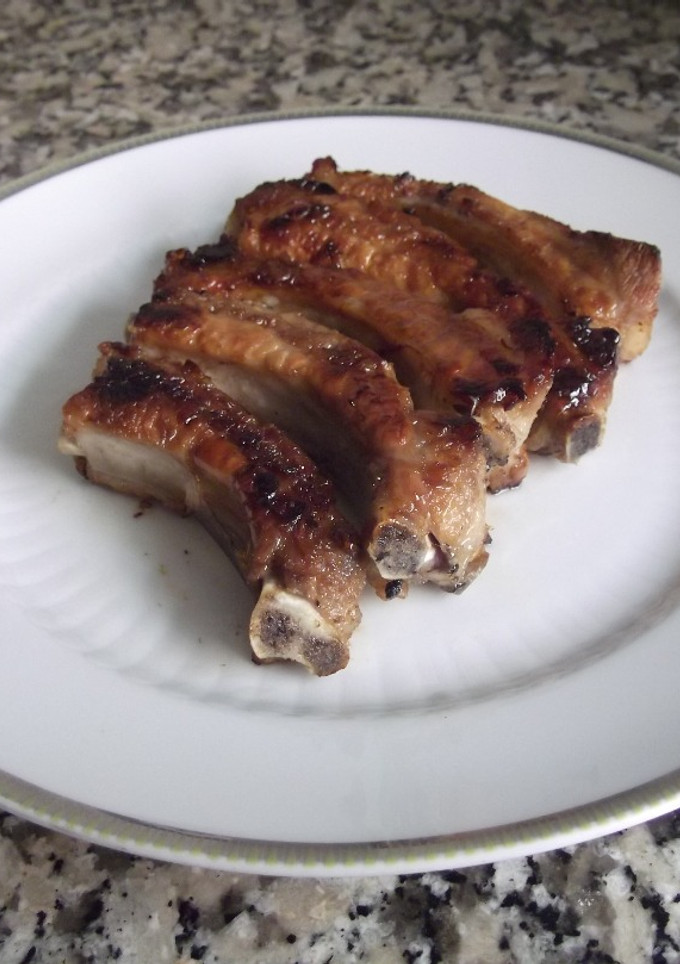 Una foto de Costillas de cerdo al horno con salsa de soja