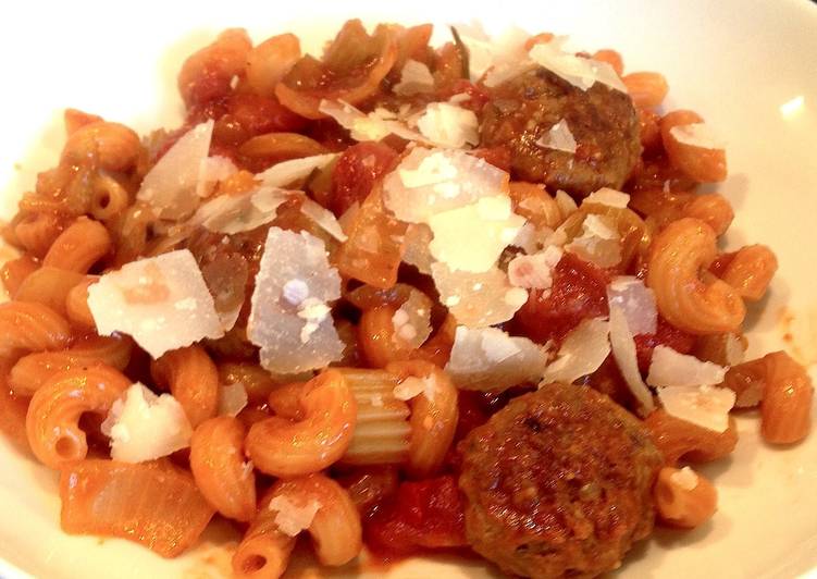 Simple Way to Prepare Super Quick Homemade One Pot Pasta with Meatballs