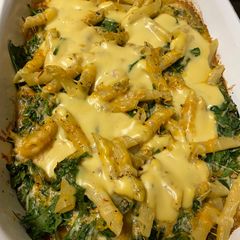 A picture of Creamy spinach chicken casserole.