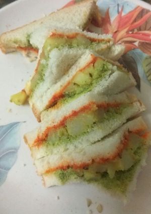 A picture of Rj special Tricolor pakoda.