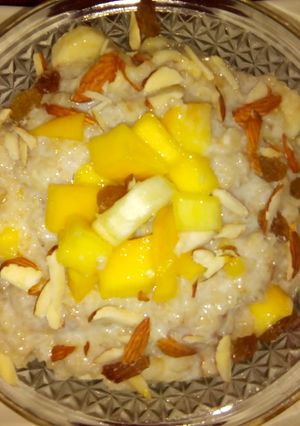 A picture of Fruity oats kheer.
