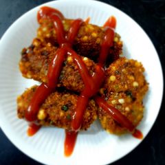 A picture of Sabudana cutlets.