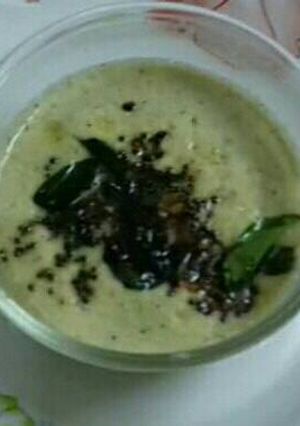 A picture of Coconut chutney.