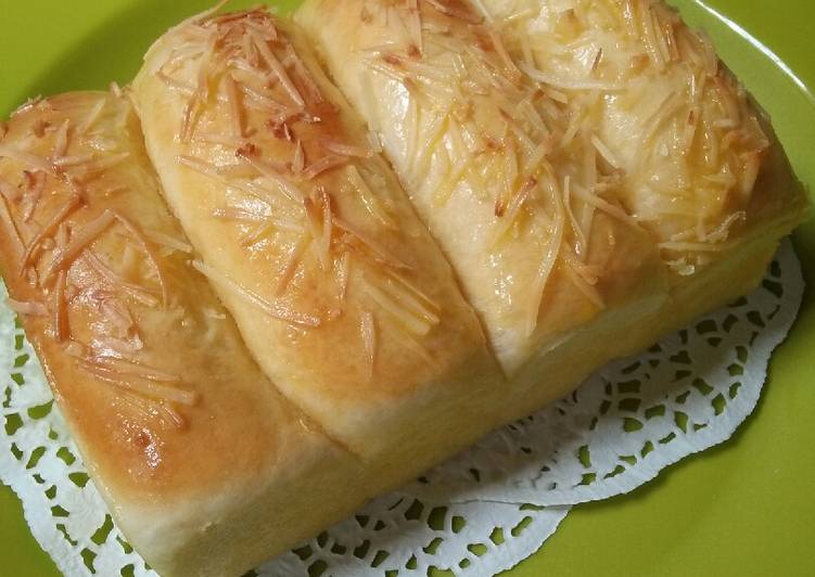 Resep: AppetizingRoti Keju Lembut (Killer Soft Bread)