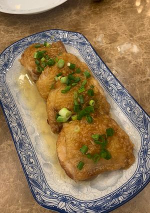 A picture of Fried Lemon Chicken.