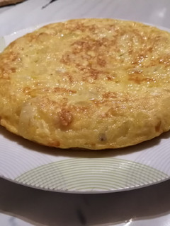 Una foto de Tortilla de patata con cebolla sencilla