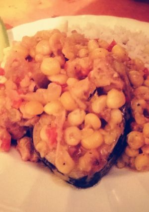 Una foto de Pescado con salsa criolla🐟😋