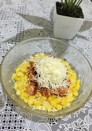 Foto resep Jagung serut bolognese sauce and sosis tabur keju ala windaevi