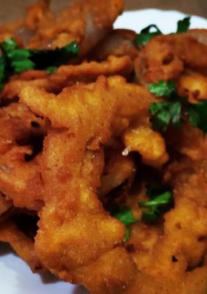 A picture of Onion crispy pakora.