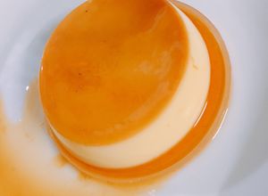 Hình của món Bánh Flan trứng mềm mịn.