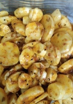 A picture of Turnip and Radish Pickle Shalgam aur Mooli ka Achar.