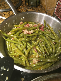 A picture of P-lo's Southern Style Green Beans.