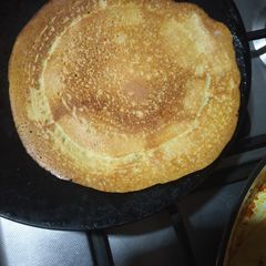 A picture of Spicy Rice,carrot pancakes.