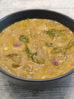 Una foto de Sopa de escarola