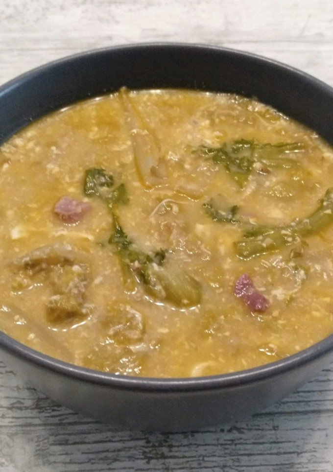 Una foto de Sopa de escarola