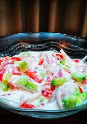 A picture of Yogurt salad.
