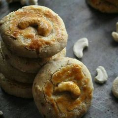 A picture of Peanut butter cookies.