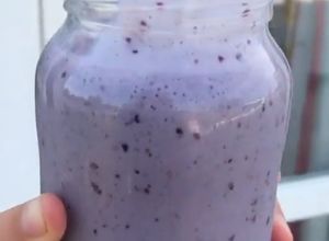 Foto de Smoothie de Banana e Mirtilos