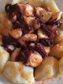 Una foto de Pulpo a la gallega (polbo á feira)