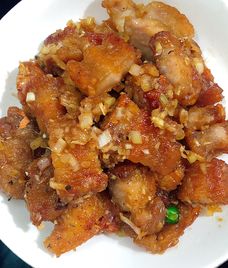 thịt ba rọi chien nuoc mam