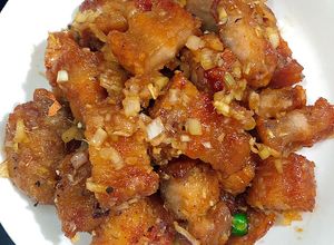 Hình của món Ba rọi chiên mắm sả ớt.