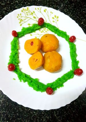 रस ई बहार विथ कोकोनट फज (Ras-e-bhar with coconut fudge recipe in hindi) रेसिपी मुख्य फोटो