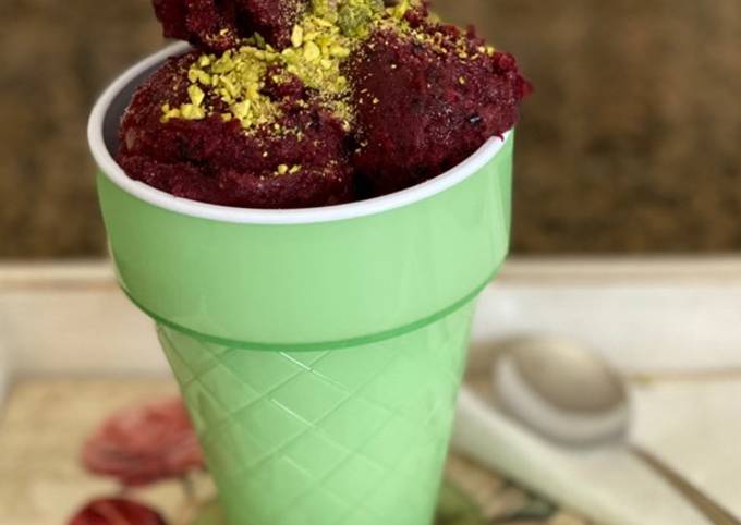 Recipe of Any-night-of-the-week Berries Ice Cream