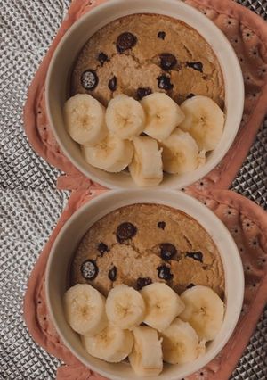Una foto de Avena horneada | Mug cake