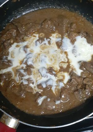 A picture of Creamy chicken livers.