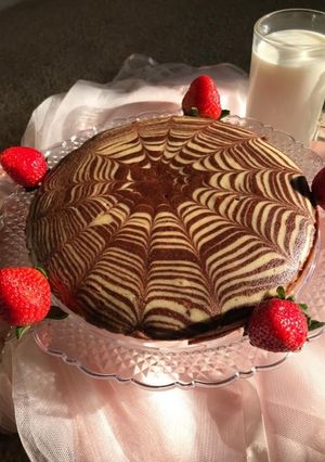 জেব্রা কেক(zebra cake recipe in Bengali) রেসিপির প্রধান ছবি