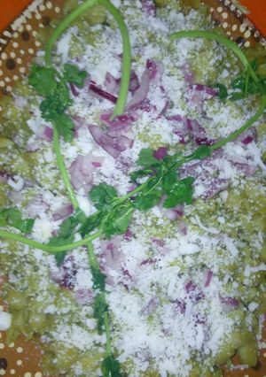 Una foto de Pasta de caracol con crema de vegetales