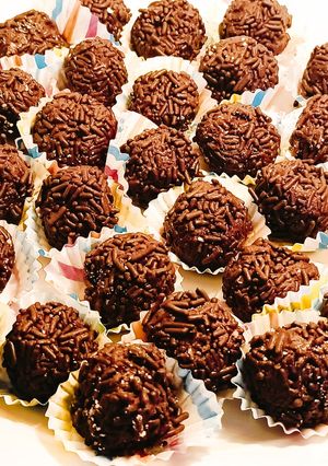 Una foto de Trufas de chocolate y licor😍