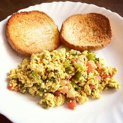 Paneer bhurji with zero oil A picture of Paneer bhurji with zero oil.