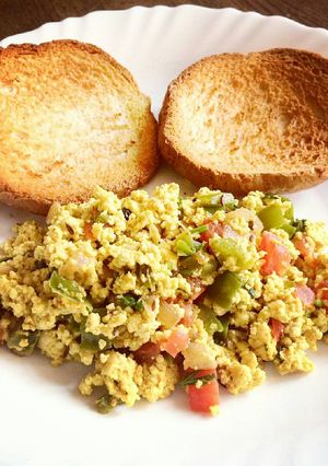 A picture of Paneer bhurji with zero oil.