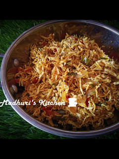 पनीर भुर्जी सात्त्विक (paneer bhurji recipe in marathi) रेसिपी चे मुख्य फोटो