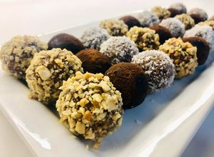 Una foto de TRUFAS RAW sin azúcar agregada