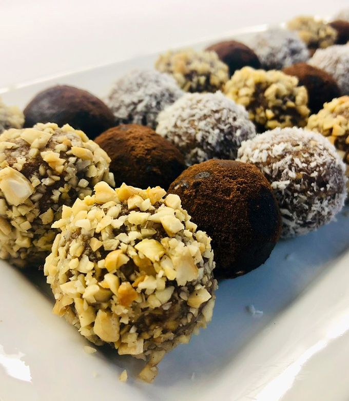 Una foto de TRUFAS RAW sin azúcar agregada