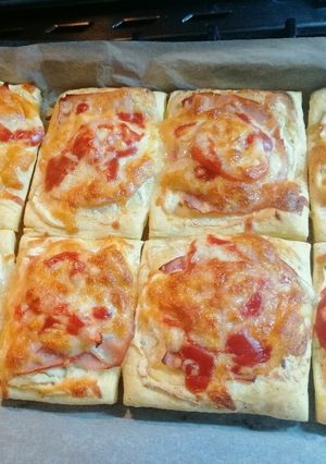 O poză a rețetei Mini pizza.