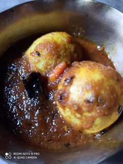 ডিম কষা (dim kosha) রেসিপির প্রধান ছবি