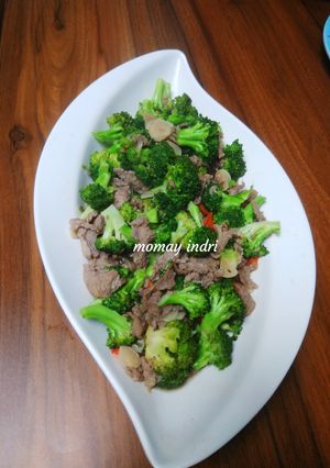 Foto resep Tumis Brokoli Daging Sapi