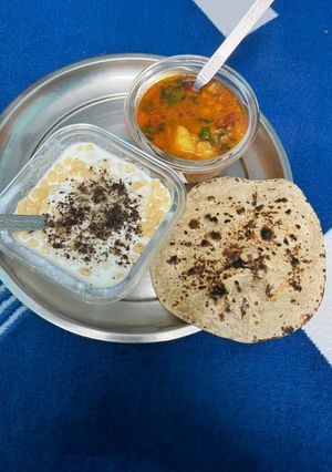 बूंदी का रायता (boondi ka raita recipe in Hindi) रेसिपी मुख्य फोटो