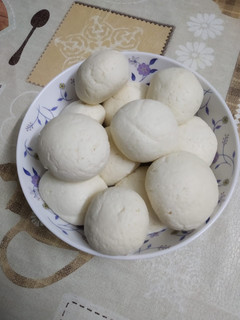 रसगुल्ले (rasgulle recipe in Hindi) रेसिपी मुख्य फोटो