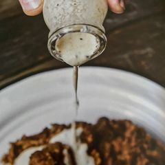 A picture of White BBQ Sauce.