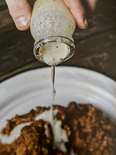 A picture of White BBQ Sauce.