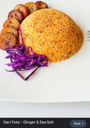 A picture of Gari forto/gari jollof.